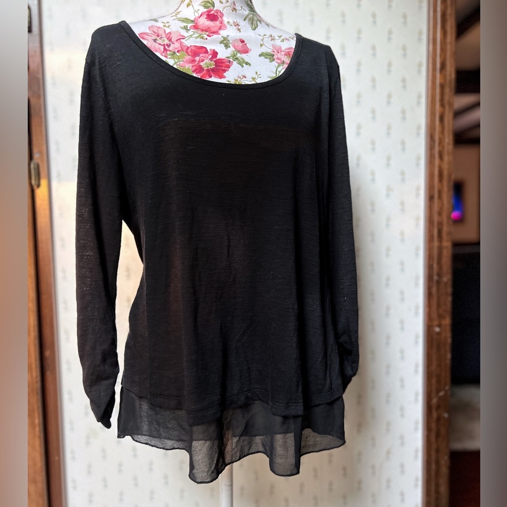 Style & Co Women's Large │‎ Chiffon-Hem Top  │ Deep Black